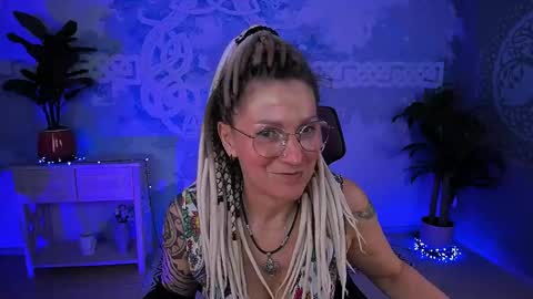 Snapshot of fridatander chatting on May 8, 2026, 5:57 am Frida Tander online show from May 8, 2026, 5:57 am