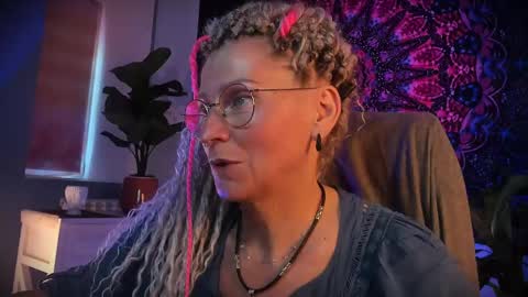 Snapshot of fridatander chatting on May 30, 2026, 5:15 am Frida Tander online show from May 30, 2026, 5:15 am