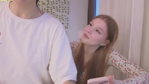 Snapshot of friend_foryou chatting on December 16, 2024, 7:37 am Lina online show from December 16, 2024, 7:37 am