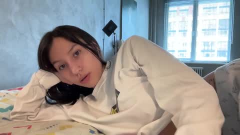 Snapshot of friend_foryou chatting on February 22, 2025, 9:45 am Lina online show from February 22, 2025, 9:45 am