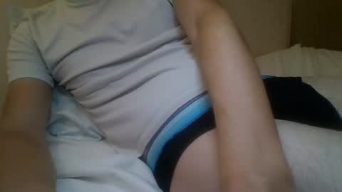 Snapshot of friendly_frank_18 chatting on July 30, 2026, 1:59 am friendly_frank_18 online show from July 30, 2026, 1:59 am