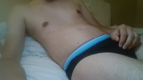 Snapshot of friendly_frank_18 chatting on August 8, 2026, 1:24 pm friendly_frank_18 online show from August 8, 2026, 1:24 pm