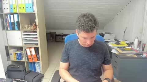 Francois online show from October 3, 2025, 5:32 pm