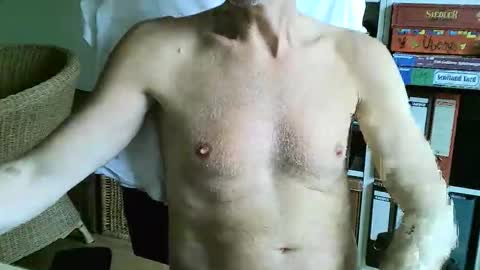 Snapshot of frisco69 chatting on May 11, 2026, 4:37 pm frisco69 online show from May 11, 2026, 4:37 pm