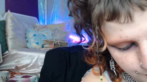 cherry online show from September 9, 2025, 5:56 pm