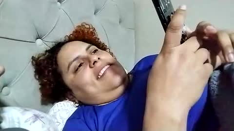 Frizzy girl online show from September 23, 2025, 2:36 am