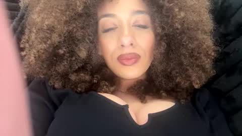 FroVixen online show from March 24, 2026, 9:42 pm