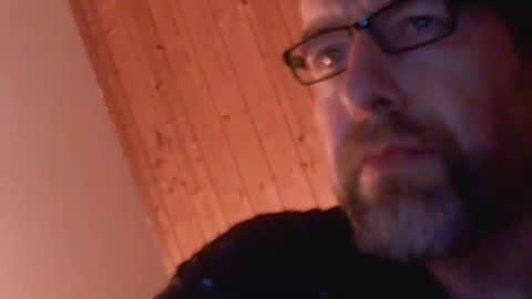 fromgermanywithlove1 online show from May 26, 2026, 2:40 am
