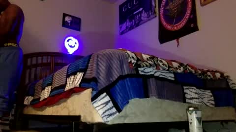 fromthabac online show from October 27, 2025, 1:09 am