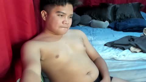 Snapshot of frostbite_69 chatting on February 11, 2025, 12:28 am GABBY online show from February 11, 2025, 12:28 am