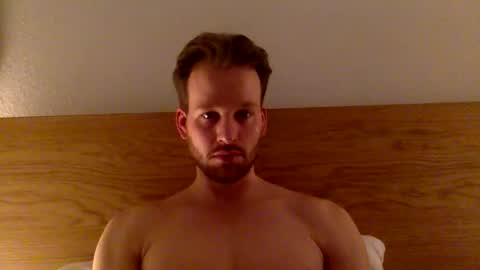 Snapshot of frozenyoga chatting on March 4, 2026, 10:16 pm frozenyoga online show from March 4, 2026, 10:16 pm