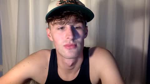 fruitybubble online show from February 7, 2025, 10:52 pm