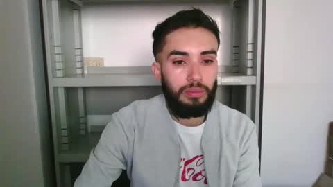 Snapshot of ftmen chatting on January 22, 2025, 1:21 pm Jestevan online show from January 22, 2025, 1:21 pm