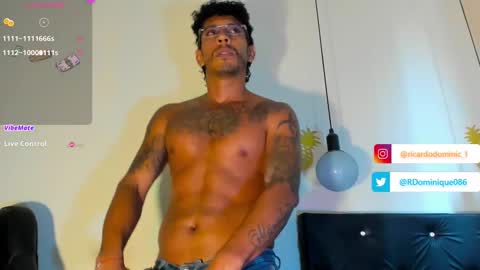 Snapshot of fuck_hardlove chatting on February 8, 2025, 9:04 pm Ricardodominic 1 MODELO INDEPENDIENTE online show from February 8, 2025, 9:04 pm