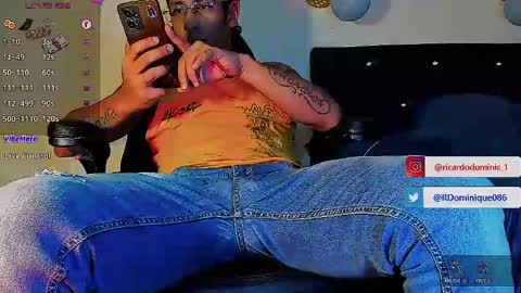 Snapshot of fuck_hardlove chatting on February 28, 2025, 4:43 am Ricardodominic 1 MODELO INDEPENDIENTE online show from February 28, 2025, 4:43 am