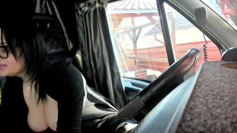 Angelique online show from January 29, 2025, 11:51 am