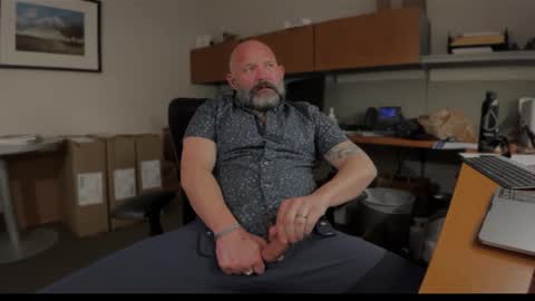 Snapshot of fuckadilf chatting on March 3, 2025, 6:33 pm fuckadilf online show from March 3, 2025, 6:33 pm