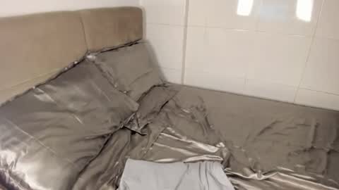 ella online show from February 20, 2026, 7:25 pm