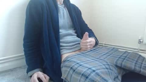 fuckbeatb online show from December 2, 2025, 1:28 pm