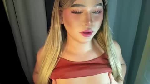 R A I N M O R A L E S  G M A I L . C O M online show from April 24, 2026, 8:11 pm