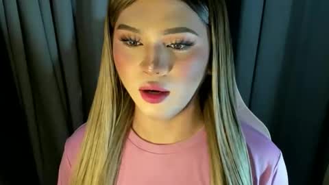 Snapshot of fuckdoll_rain chatting on May 15, 2026, 4:03 pm R A I N M O R A L E S G M A I L . C O M online show from May 15, 2026, 4:03 pm