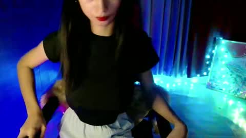 lexi online show from March 22, 2026, 1:47 pm