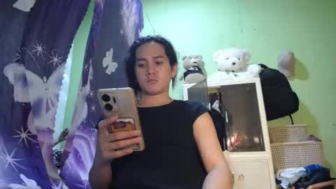 sexy 7inchCock online show from April 17, 2026, 3:59 pm