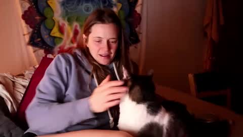 Snapshot of fuckmypussyplz1 chatting on February 22, 2025, 9:23 am fuckmypussyplz1 online show from February 22, 2025, 9:23 am