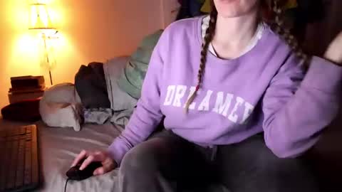 Snapshot of fuckmypussyplz1 chatting on March 7, 2025, 12:01 pm fuckmypussyplz1 online show from March 7, 2025, 12:01 pm