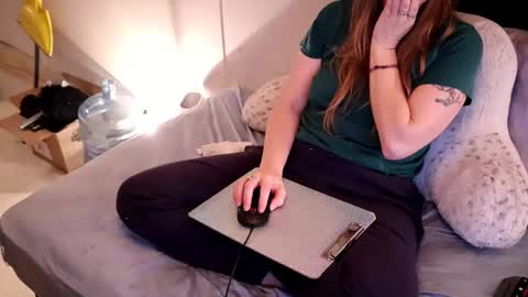 Snapshot of fuckmypussyplz1 chatting on November 15, 2025, 11:43 pm fuckmypussyplz1 online show from November 15, 2025, 11:43 pm