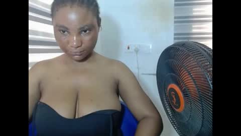 fuckxmypussy online show from April 18, 2026, 8:18 am