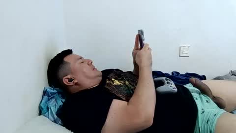 Snapshot of fuckynations chatting on August 2, 2026, 12:25 pm Fuckdirtymen online show from August 2, 2026, 12:25 pm