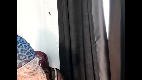 Pizzaz online show from September 28, 2025, 3:45 am