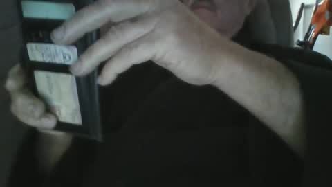 Snapshot of fullballbag chatting on October 5, 2025, 11:13 pm fullballbag online show from October 5, 2025, 11:13 pm