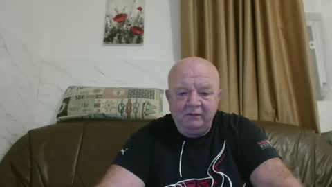 fullballs6 online show from January 8, 2026, 3:42 am