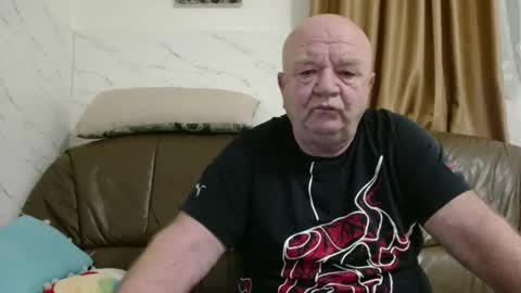 fullballs6 online show from March 2, 2026, 3:41 am