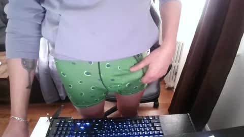 Snapshot of fululandready chatting on January 3, 2025, 5:10 pm fullandready online show from January 3, 2025, 5:10 pm