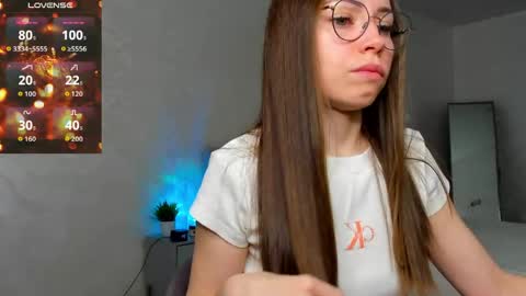Snapshot of fun__nd__bun chatting on May 14, 2026, 1:34 am fun__nd__bun online show from May 14, 2026, 1:34 am