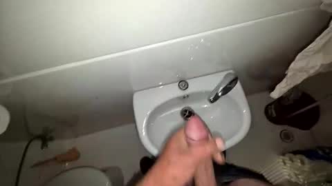 funfishing27 online show from December 17, 2025, 8:59 pm