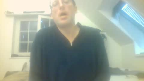 Snapshot of funneltunnel chatting on May 19, 2026, 4:02 pm funneltunnel online show from May 19, 2026, 4:02 pm