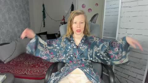 funny_bunny4 online show from January 11, 2025, 1:11 pm