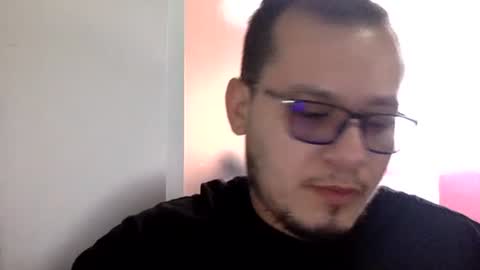 Snapshot of funnyboys18 chatting on December 10, 2024, 7:22 pm Zanty online show from December 10, 2024, 7:22 pm