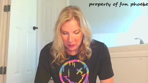 Snapshot of funphoebe chatting on April 21, 2026, 1:50 pm funphoebe online show from April 21, 2026, 1:50 pm