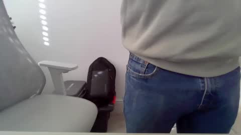 Snapshot of funsillysausage chatting on October 22, 2025, 9:53 am funsillysausage online show from October 22, 2025, 9:53 am