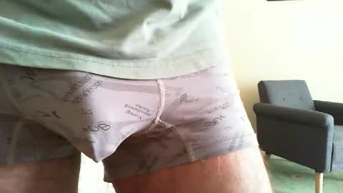 Snapshot of funslimguy chatting on May 16, 2026, 1:43 pm Funslimguy online show from May 16, 2026, 1:43 pm