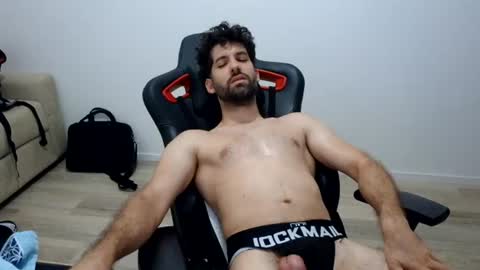 KiKi online show from July 21, 2026, 8:11 pm