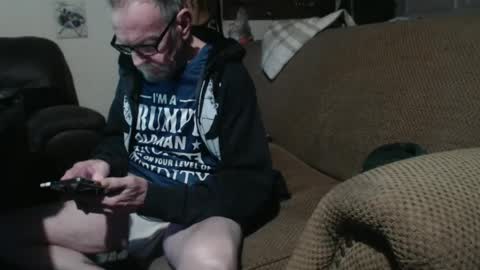 Snapshot of futch1050 chatting on December 7, 2024, 1:58 am Futch1950 online show from December 7, 2024, 1:58 am