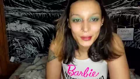 futuresizequeen online show from November 28, 2025, 2:36 am