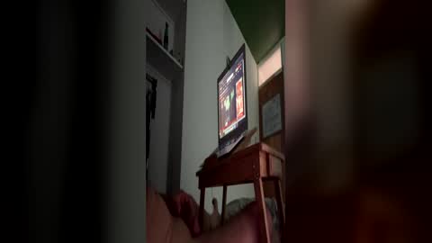 Snapshot of fvmendoza chatting on July 5, 2026, 6:53 am fvmendoza online show from July 5, 2026, 6:53 am