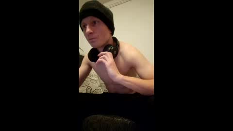 fylip_krkletzov93 online show from January 17, 2026, 7:06 pm